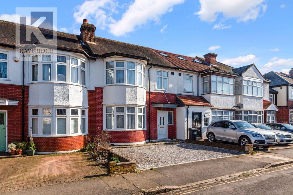 Chalgrove Avenue, Morden - SM4 5 RB