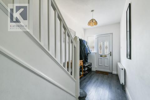 8 Chalgrove Avenue, Morden, SM4 5RB