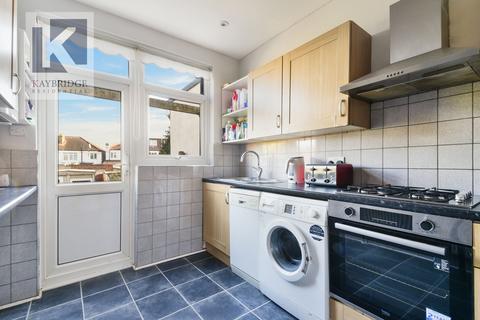 8 Chalgrove Avenue, Morden, SM4 5RB
