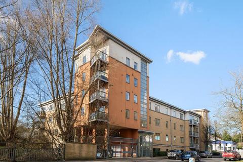 2 bedroom flat for sale, High Wycombe,  Buckinghamshire,  HP11