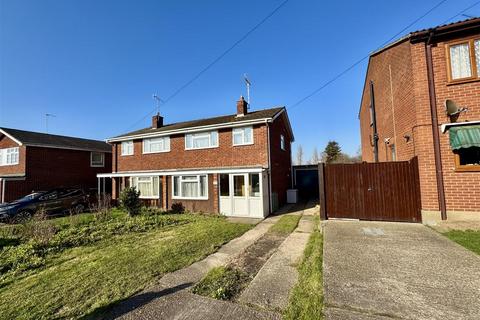 3 bedroom semi-detached house for sale, Hillside Road, Southminster