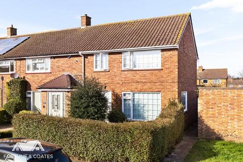 12 Jerounds, Harlow, CM19 4HE