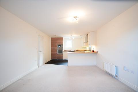 2 bedroom apartment to rent, Hatton Road, Bristol BS16