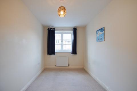 2 bedroom apartment to rent, Hatton Road, Bristol BS16