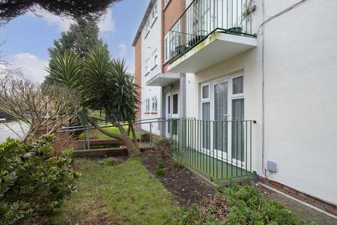 2 bedroom flat for sale, Rutland Avenue, Margate, CT9