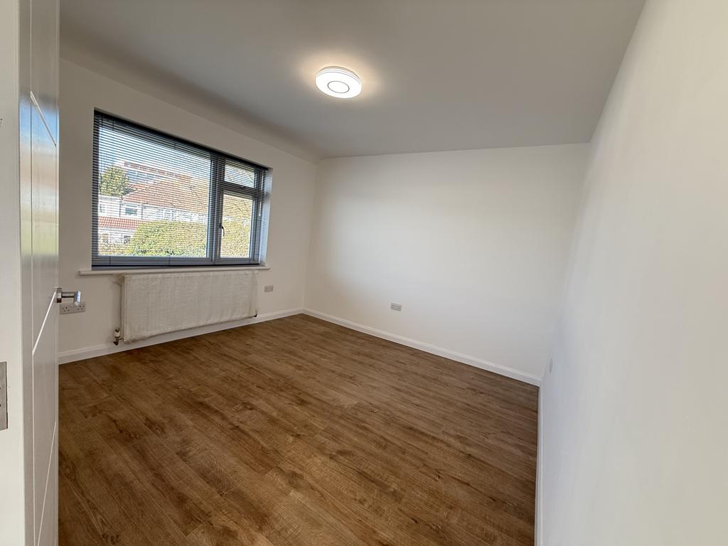 Rear double bedroom