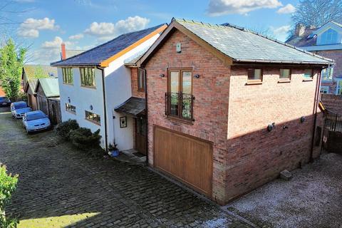 3 bedroom detached house for sale, The Coach House, 18A, Rear Church Lane, Whitefield