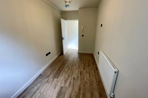 3 bedroom apartment to rent, Cromwell Road, Bristol BS6