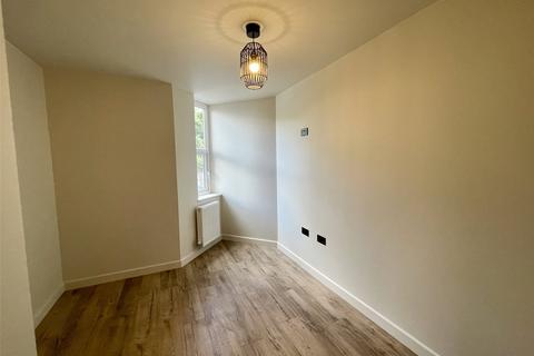 3 bedroom apartment to rent, Cromwell Road, Bristol BS6