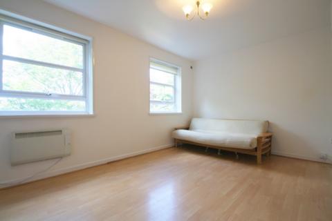 Studio to rent, Wren View, Hornsey Lane, Highgate, N6