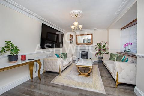 3 bedroom terraced house for sale, Southwold Drive, Leftley Estate, Barking, IG11