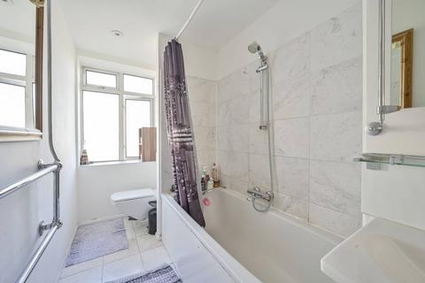 undefined, Keswick Road, East Putney, London, SW15