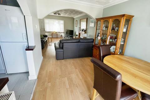 3 bedroom semi-detached house for sale, Ty Gwyn Drive, Brackla, Bridgend County. CF31 2QJ