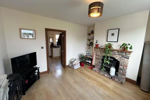 2 bedroom cottage to rent, Station Road, Selby