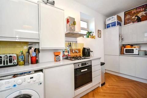 2 bedroom terraced house for sale, Radcliffe Terrace, Pudsey, West Yorkshire