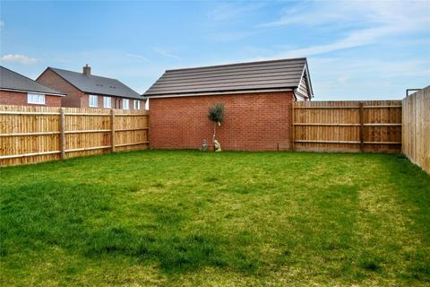 4 bedroom detached house for sale, Leasowe Place, Worcester WR2