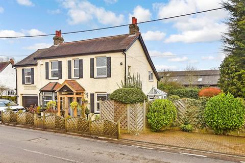 3 bedroom detached house for sale, Epping Green, Epping, Essex