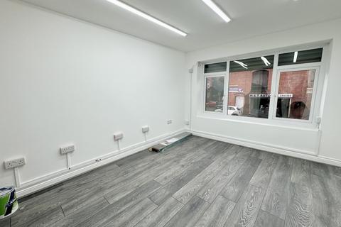 Shop to rent, Harehills Road, Leeds, West Yorkshire, LS8