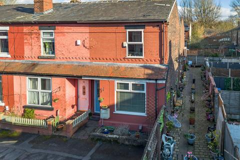 15 Cornwall Avenue, Manchester, M19 2UN