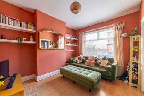 15 Cornwall Avenue, Manchester, M19 2UN