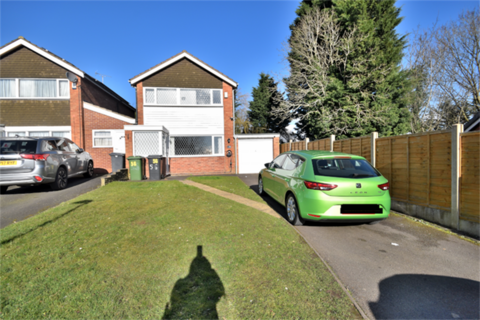 3 bedroom detached house to rent, Cherrington Gardens, Wolverhampton