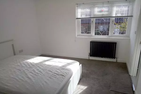 House share to rent, Tranton Road, London SE16