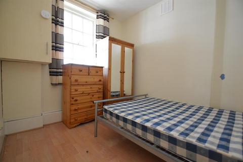 2 bedroom flat to rent, Page Street, London, SW1P 4ER