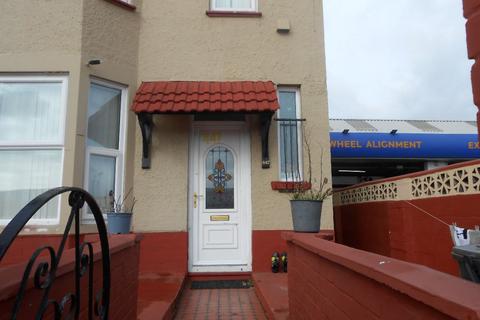 3 bedroom semi-detached house to rent, Cardiff CF24