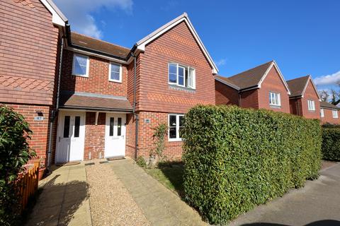 3 bedroom semi-detached house for sale, Icarus Avenue, Burgess Hill, RH15