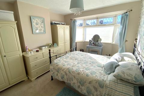 4 Briar Hill Road, Northampton, NN4 8LJ