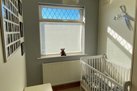4 Briar Hill Road, Northampton, NN4 8LJ