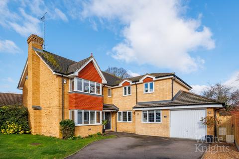 5 bedroom detached house for sale, Sevenoaks Drive, Reading RG7