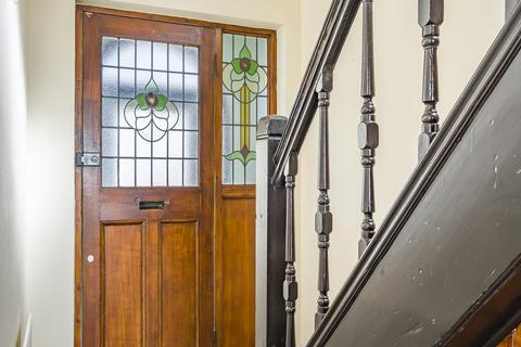 92 South Park Crescent, London, SE6 1JP