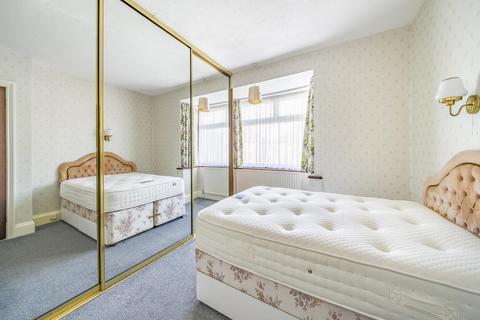 92 South Park Crescent, London, SE6 1JP