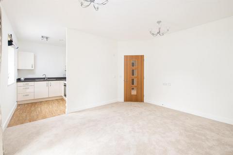 1 bedroom apartment for sale, Lambrook Court, Gloucester Road, Larkhall, Bath