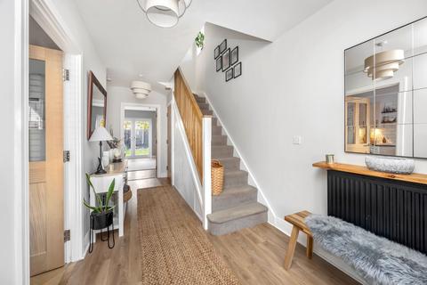 12 Edwards Close, Broadbridge Heath, Horsham, RH12 3PL