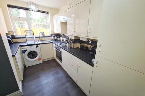 3 bedroom semi-detached house for sale, Moorside Crescent, Droylsden