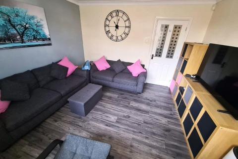 35 Moorside Crescent, Droylsden, Manchester, M43 7HT