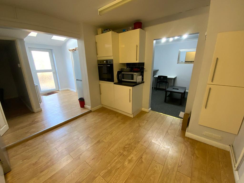 Communal Kitchen
