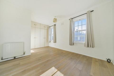 2 bedroom flat for sale, Merryfield, Blackheath