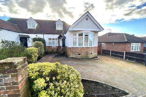 3 bedroom semi-detached bungalow for sale, Oaklands Avenue, Herts AL9