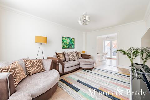 21 Bowes Close, Watton, Thetford, IP25 6UR