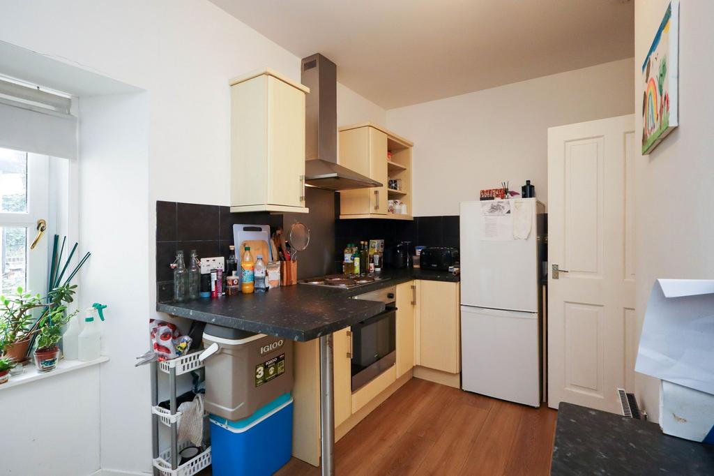 Breakfasting Kitchen