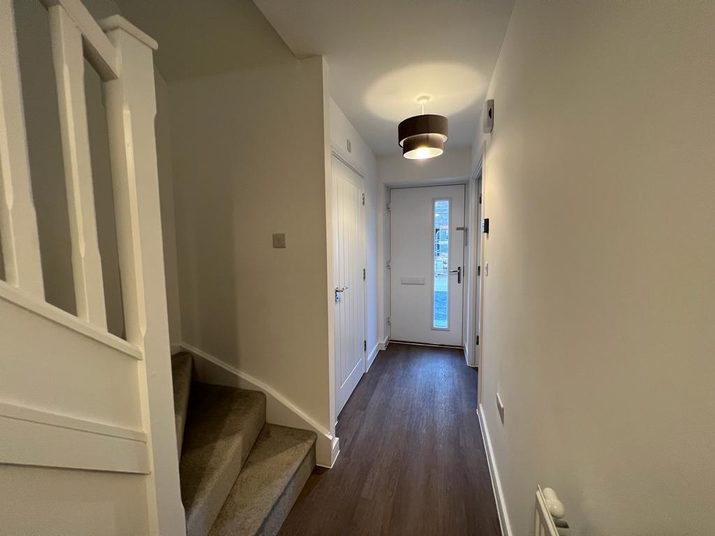 Andover 4 bed  (11).jpg