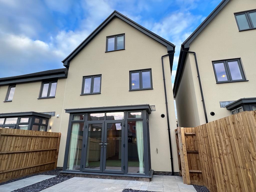 Andover 4 bed  (3).jpg