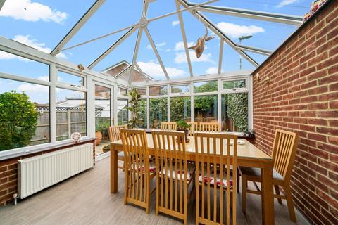 20 Birches Crest, Hatch Warren, Basingstoke, RG22 4RP