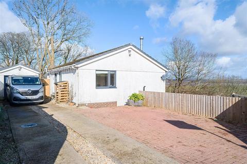 3 bedroom detached bungalow for sale, Golwg Y Mor, Penclawdd, Swansea