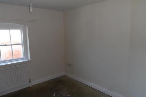 1 bedroom flat to rent, Lloyds Bank Old Building, Cheapside, Langport