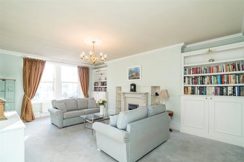 12a Bruntsfield Crescent, Edinburgh, EH10 4EZ
