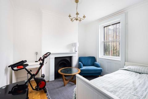 4 bedroom terraced house for sale, Arnold Road, Bow, London, E3